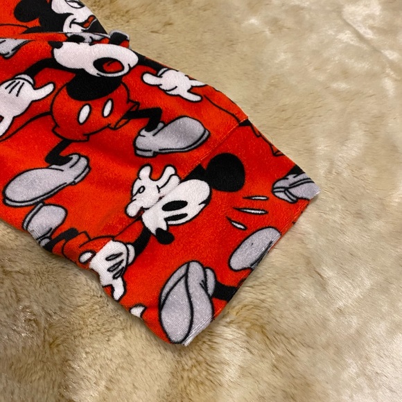 Disney woman’s sleepwear pajama - Picture 6 of 9